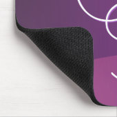 Tapis De Souris Vos initiales superposées | Moderne violet et rose (Coin)
