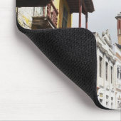 Tapis De Souris Vue d'angle faible des appartements le long de la (Coin)