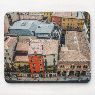 Tapis De Souris Vue du dessus des façades colorées des bâtiments