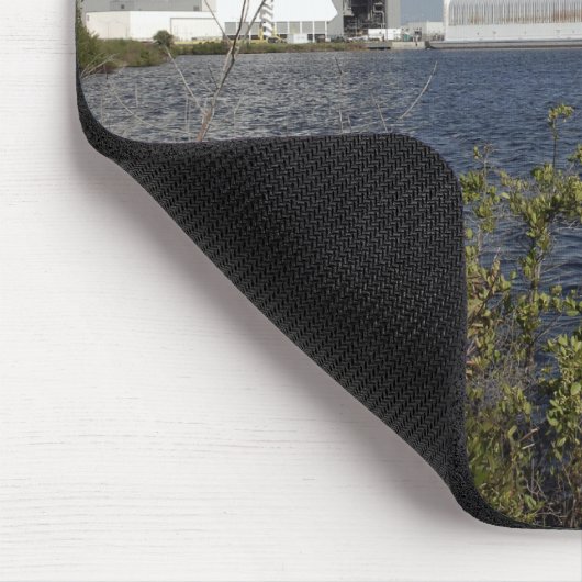 Tapis De Souris Vue sur le bassin, navette spatiale Atlantis (Coin)
