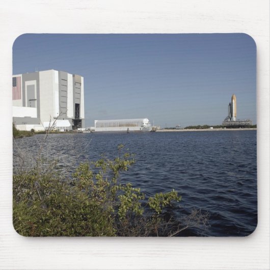 Tapis De Souris Vue sur le bassin, navette spatiale Atlantis (Devant)