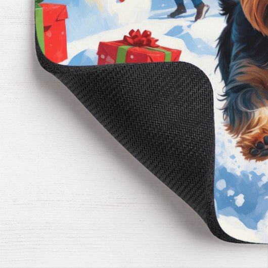 Tapis De Souris Yorkshire Terrier en neige avec Casquette de Noël (Coin)