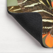 Tapis De Souris Zebra Longwing (heliconius charitonia) sur fleur (Coin)