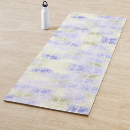 Tapis De Yoga Abstrait d'olive violette (En situation)