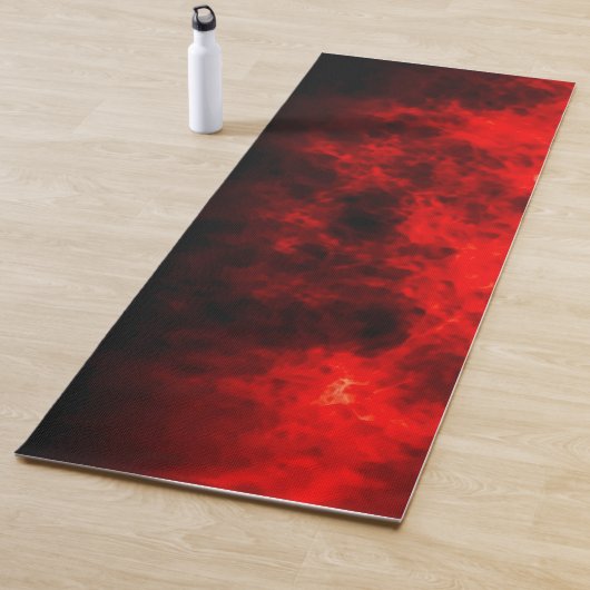 Tapis De Yoga Abstraite fumée rouge (En situation)