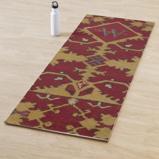 Tapis De Yoga Antique Monogramme Oriental Perse Motif rouge (En situation)