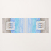 Tapis De Yoga Aquarelle Monogramme mer et sable bleu et bronze (Dos (Horizontal))