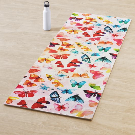 Tapis De Yoga Aquarelle Whimsical Rainbow Forest Butterfly (En situation)