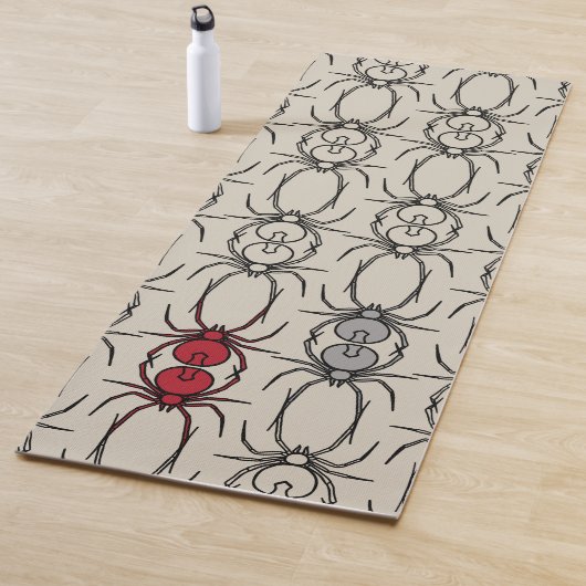 Tapis De Yoga Araignées - Blanche d'os et Noir de chaume (En situation)
