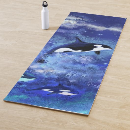 Tapis De Yoga Baleines tueuses sur Pleine lune Yoga Mat Blue (En situation)