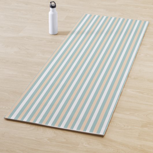 Tapis De Yoga Bandes pastel bleues, blanches et bleues (En situation)