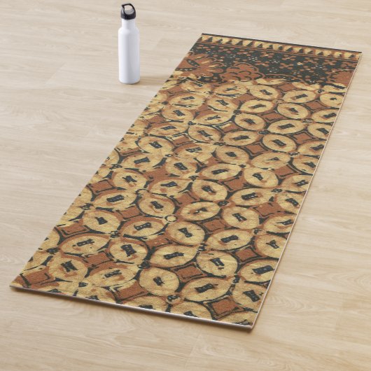 Tapis De Yoga Batik Kawung vintage indonésien à motif rustique (En situation)