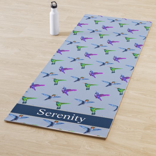 Tapis De Yoga Beaux colibris sur Sky Blue (En situation)