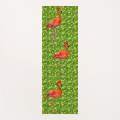 Tapis De Yoga Beaux Flamants roses et fleurs blanches sur vert (Devant)