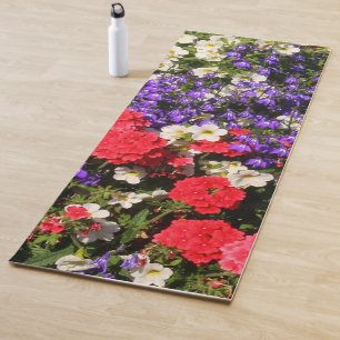 Tapis De Yoga Belles fleurs annuelles violettes, rouges et blanc