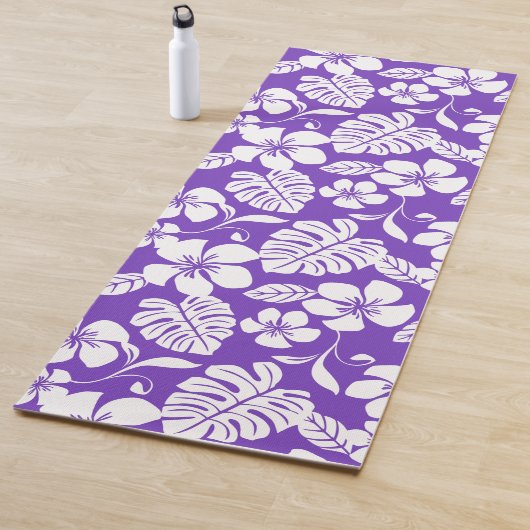 TAPIS DE YOGA BIKINI ROSE (GRAPE) (En situation)