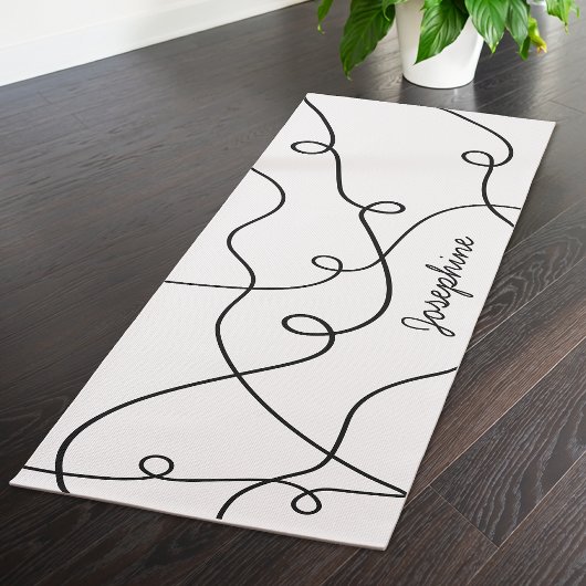 Tapis De Yoga Black On White Geometric Loops Pattern And Name