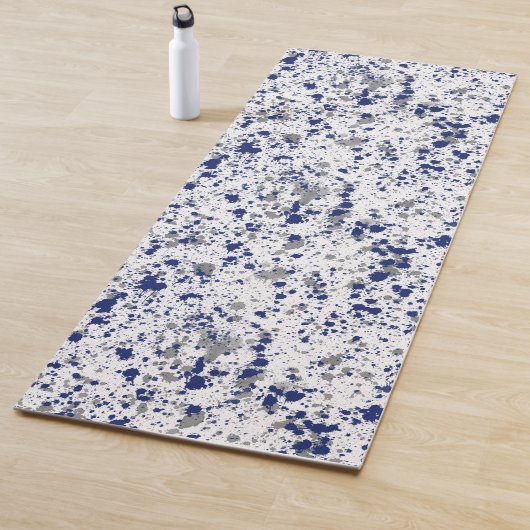 Tapis De Yoga Blue And Grey Paint Splash And Splatter Pattern (En situation)