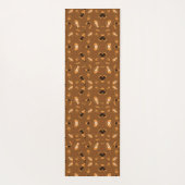 Tapis De Yoga Brown patterned fabric featuring a symmetrical  (Dos)