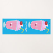 Tapis De Yoga Caricature de crème glacée de fraise mignonne (Devant (Horizontal))