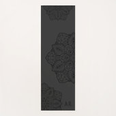 Tapis De Yoga Charcoal Gray Decorative Mandala With Initials (Devant)