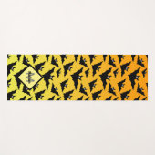 Tapis De Yoga Chauve-souris noire orange Halloween motif Monogra (Devant (Horizontal))