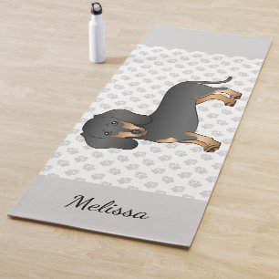 Tapis De Yoga Chien Teckel à Poil Lisse Noir et Feu & Nom