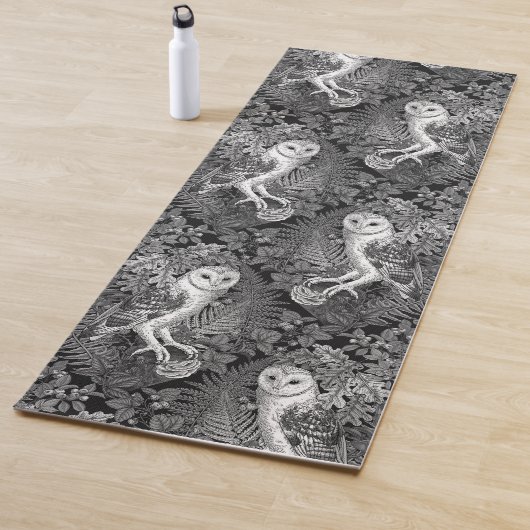 Tapis De Yoga Chouettes, fougères, chênes et baies 4 (En situation)