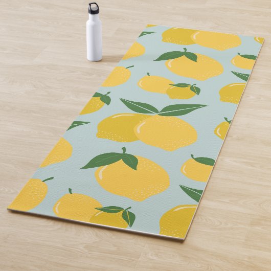 Tapis De Yoga Citron Motif Fruit Rétro Jaune Sur Vert (En situation)