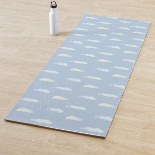 Tapis De Yoga Clouds Pastel sur bleu clair (En situation)