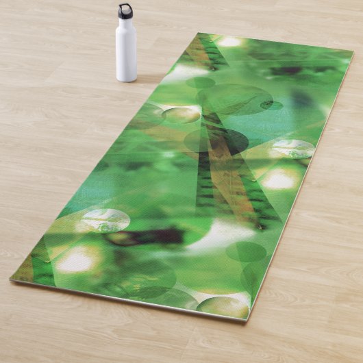 Tapis De Yoga Collage photographique vert Abstrait (En situation)