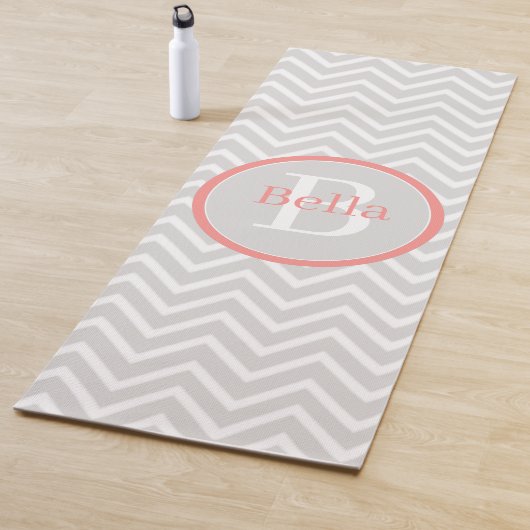 Tapis De Yoga Coral Chevron Monogramme (En situation)