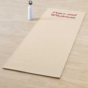 Tapis De Yoga Couleur champagne, texte bordeaux, éco, non toxiq