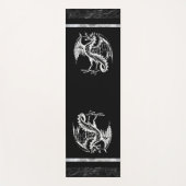 Tapis de yoga de dragon sauvage noir et blanc (Devant)