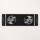 Tapis de yoga de dragon sauvage noir et blanc (Devant (Horizontal))