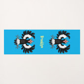 Tapis De Yoga Drôle dessin animé de Magpie australienne (Dos (Horizontal))