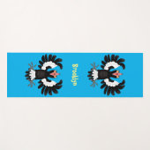 Tapis De Yoga Drôle dessin animé de Magpie australienne (Devant (Horizontal))