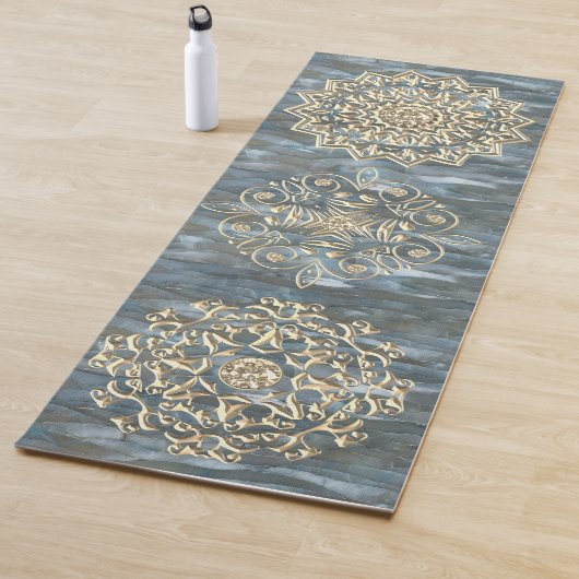 Tapis De Yoga Elégant Gold Gems Mandala (En situation)