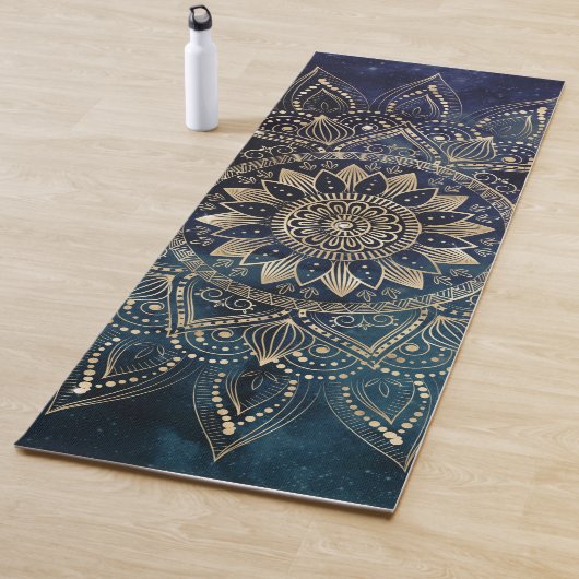 Tapis De Yoga Elégant Mandala Gold Blue Galaxy (En situation)