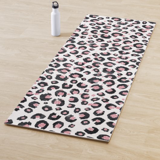 Tapis De Yoga Élégant Rose Léopard Noir Motif (En situation)