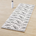 Tapis De Yoga Élégant Vintage gravé noir Roses et rubans<br><div class="desc">Elégant et romantique noir gravé roses vintages,  fleurs,  vignes,  feuilles et papillons avec rubans et arcs entrelacés sur un arrière - plan blanc.</div>