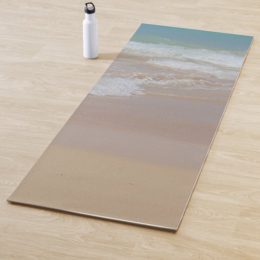 Tapis De Yoga Elégante mer Bleue Waves Sand Modèle tendance (En situation)