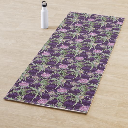 Tapis De Yoga Fleur de chardon violet (En situation)