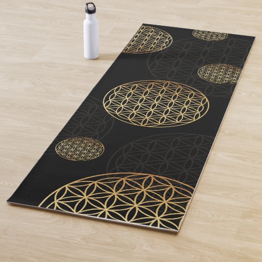Tapis De Yoga Fleur d'or vivant (En situation)