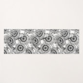 Tapis De Yoga Fleurs de soleil et ailerons en noir et blanc (Devant (Horizontal))