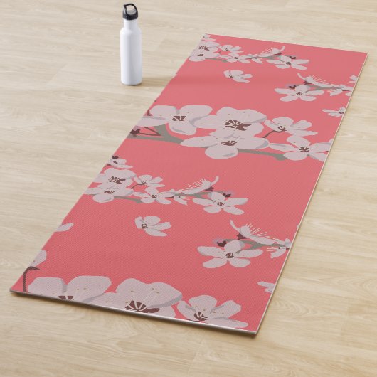 Tapis De Yoga Fleurs flottantes de fleurs de cerisiers (En situation)