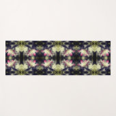 Tapis De Yoga Fleurs Lys Noir Et Blanc Partiel Abstrait (Devant (Horizontal))