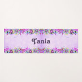 Tapis De Yoga Fleurs mignonnes et papillons sur violet (Devant (Horizontal))