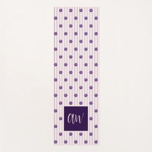 Tapis De Yoga Fleurs Monogrammes Chic De Script Violet Broussail