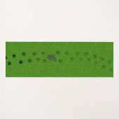 Tapis De Yoga Green grass with dog paw prints and a pee stain (Devant (Horizontal))